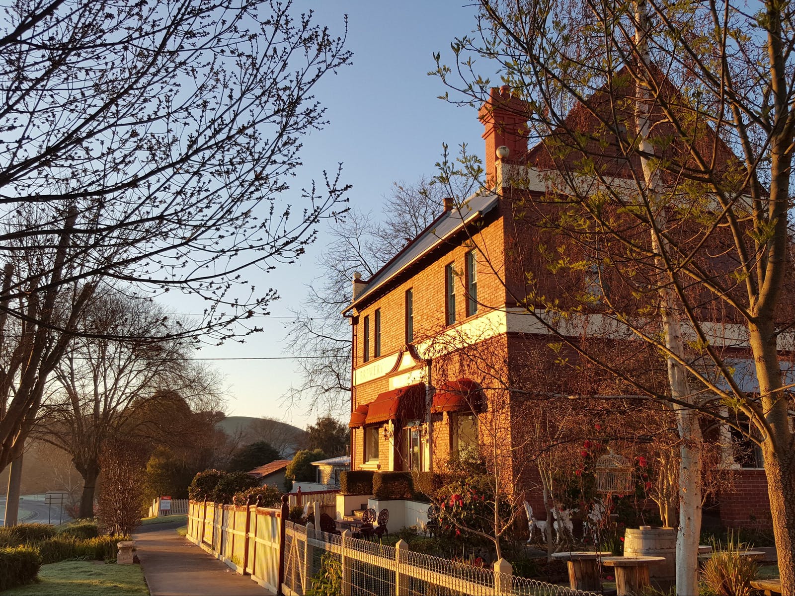 Loch Brewery & Distillery