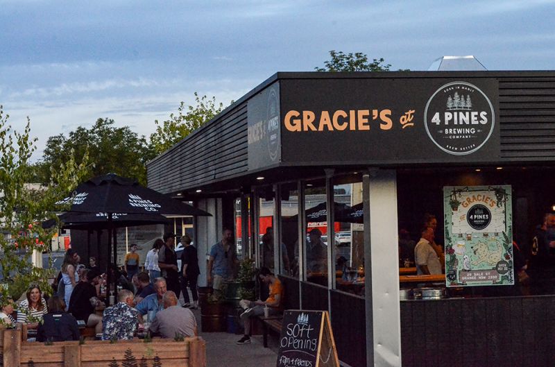 Gracie's at 4 Pines